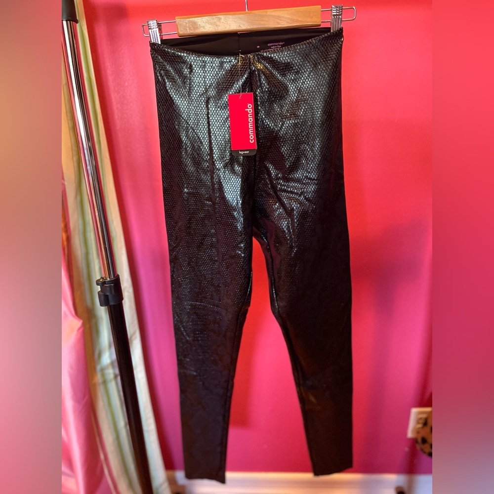 Commando NWT Navy/Black Sexy Snakeskin leggings